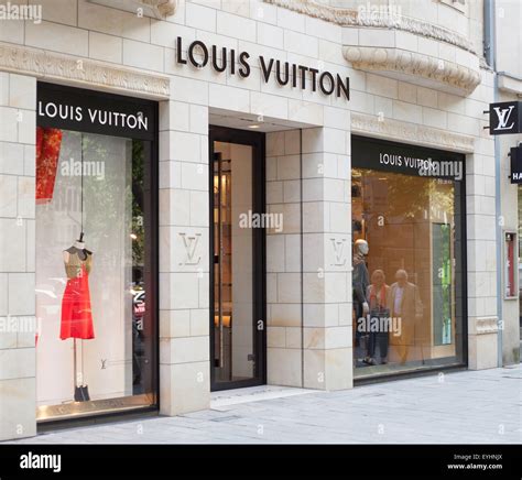 louis vuitton store düsseldorf|louis vuitton germany.